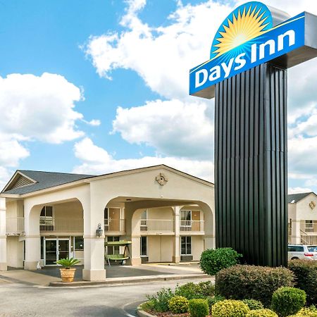Days Inn By Wyndham Shorter Exterior photo